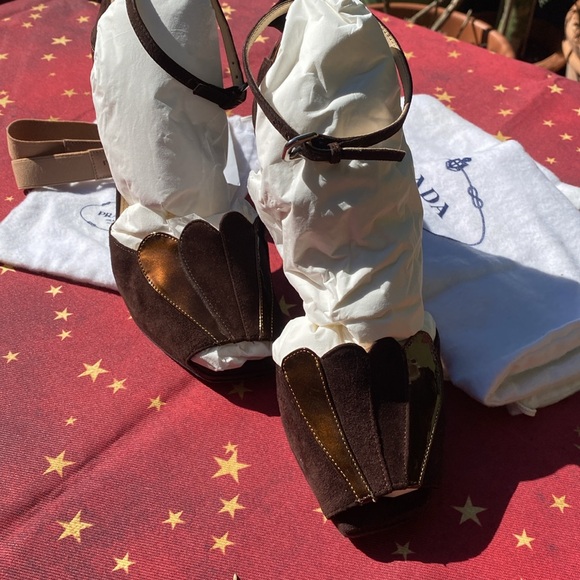 Prada structural Deco heels, Strap Sandals, Vintage - Picture 3 of 16